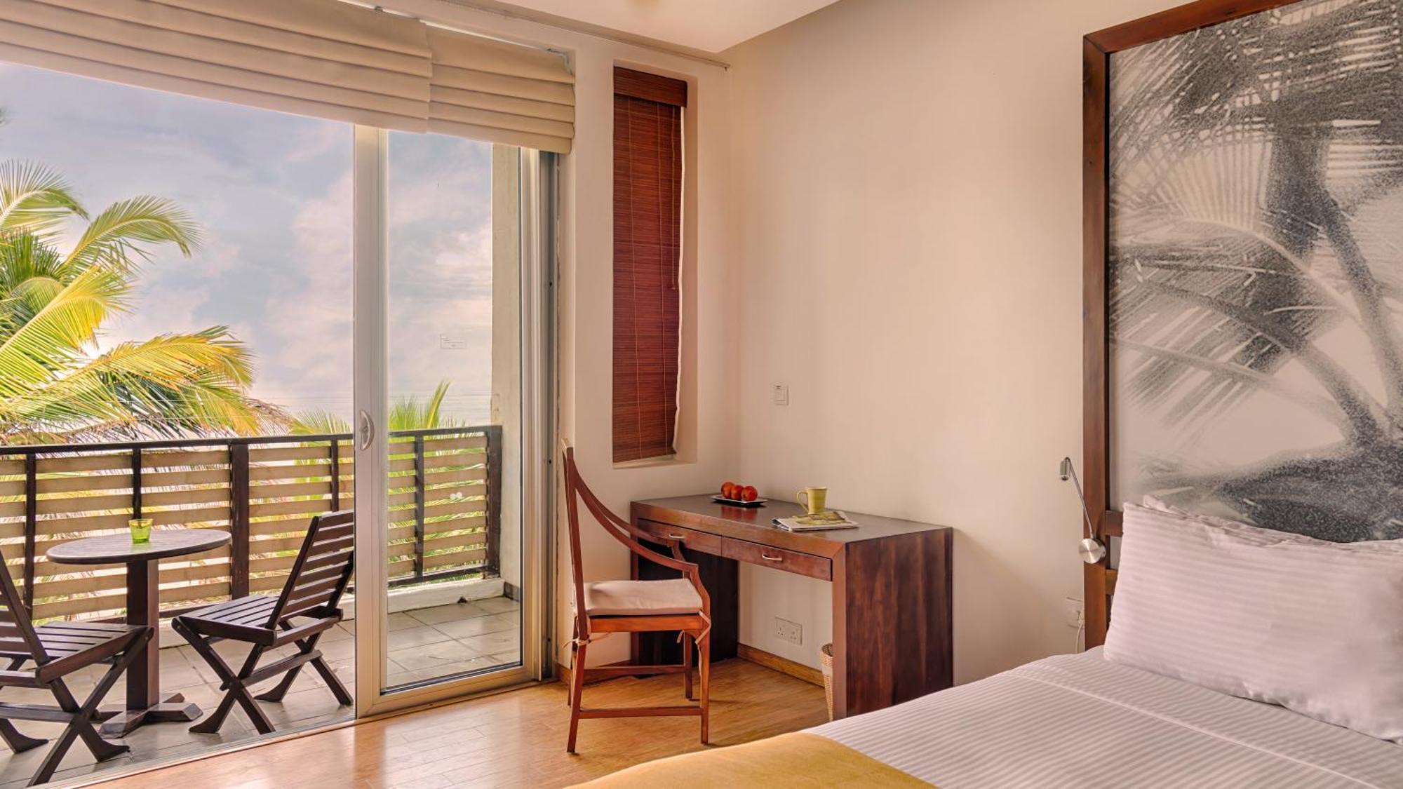 Jetwing Sea Hotel Negombo Exterior photo